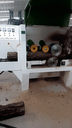 圓木多片鋸采用超薄鋸片，直木、彎木都能鋸，出材率高達(dá)80%