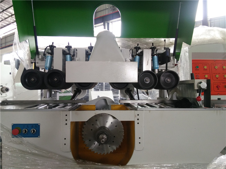 木龍骨方木多片鋸，單軸多片鋸，無痕切割板材，效率極高