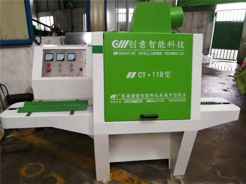 118型圓木多片鋸適合加工4~11CM的小圓木，又叫“樹(shù)尾機(jī)”